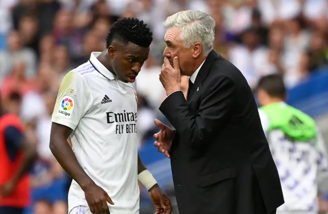 Vinicius bay to su biet on voi HLV Ancelotti